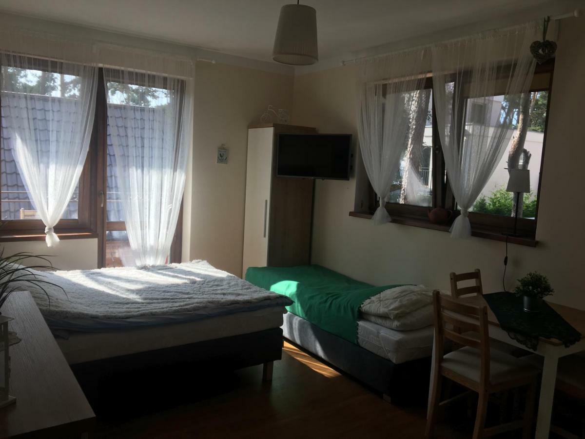 Sosnowa Mila - Domy I Apartamenty Pobierowo Exterior photo
